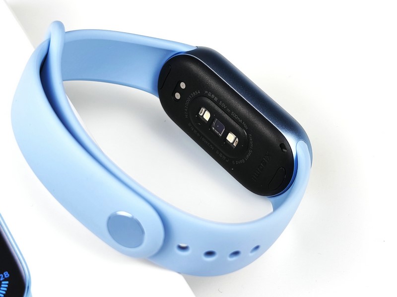 2026年智能手环对比评测：小米手环10NFC版、华为7、荣耀6、FitbitCharge5哪款更适合你？(图1)